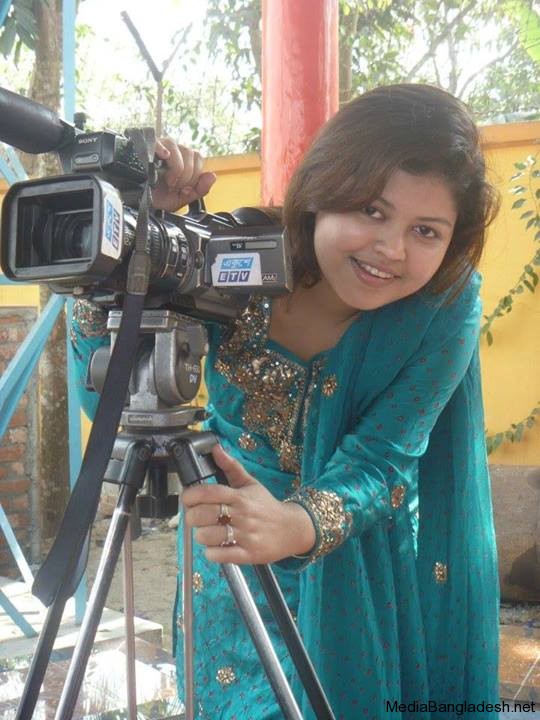 ishma-zerin-khan-news-presenter-Bangladesh