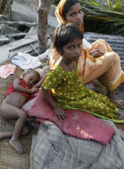 homeless-sidr-bangladesh
