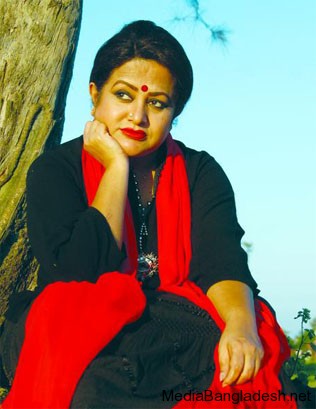 famous-Bangladeshi-actress-Bobita