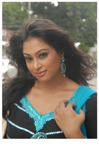 dhaka-film-actress-popy
