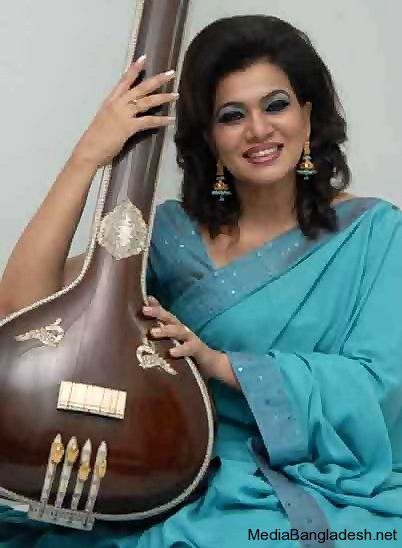 shakila-jafar-famous-singer