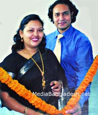 Read more about the article Mamataz with her new married Husband Dr. Chanchal