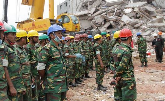 Bangladesh army helps national crisis