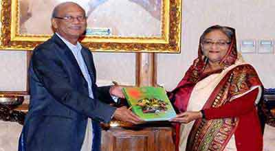 Education Minister Nurul Islam handed over Results to PM Sheikh Hasina